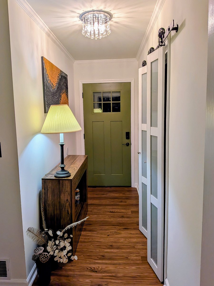 Front door foyer