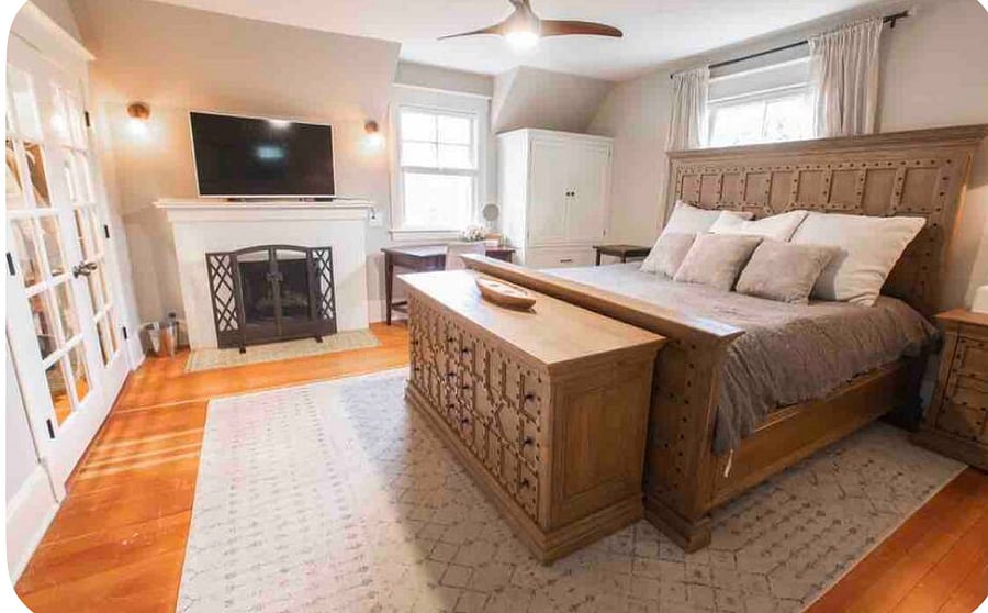 Primary bedroom