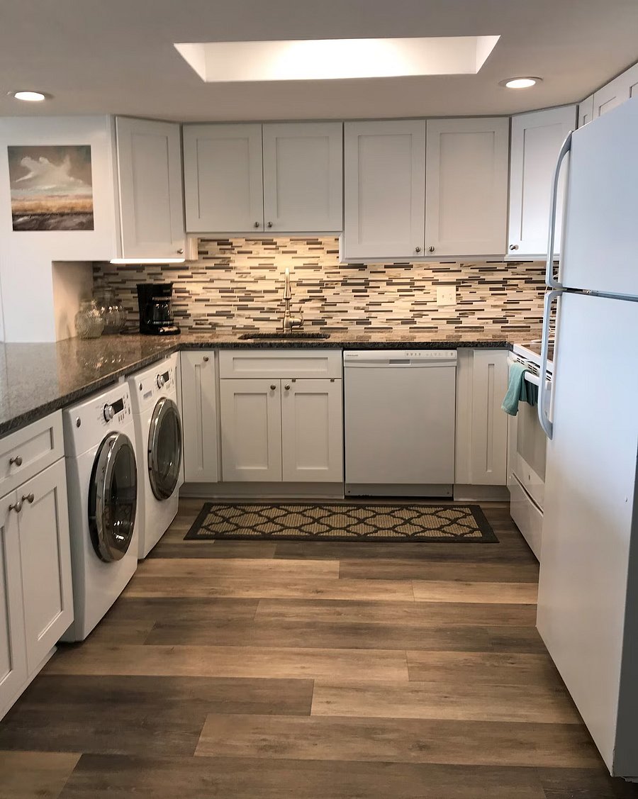 Washer and dryer in kitchen