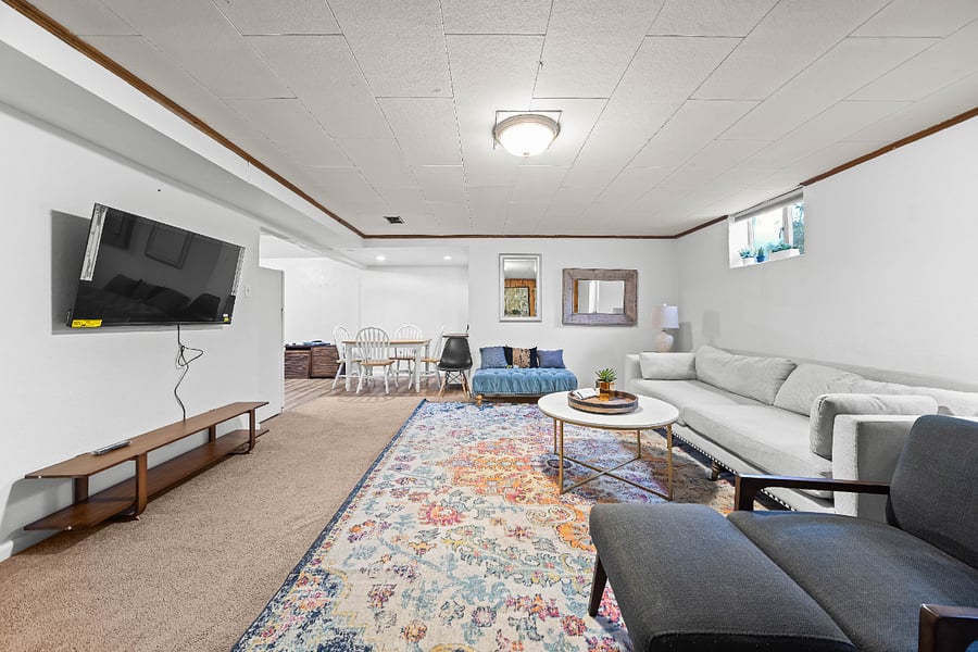 Open layout with plenty of space to spread out comfortably.