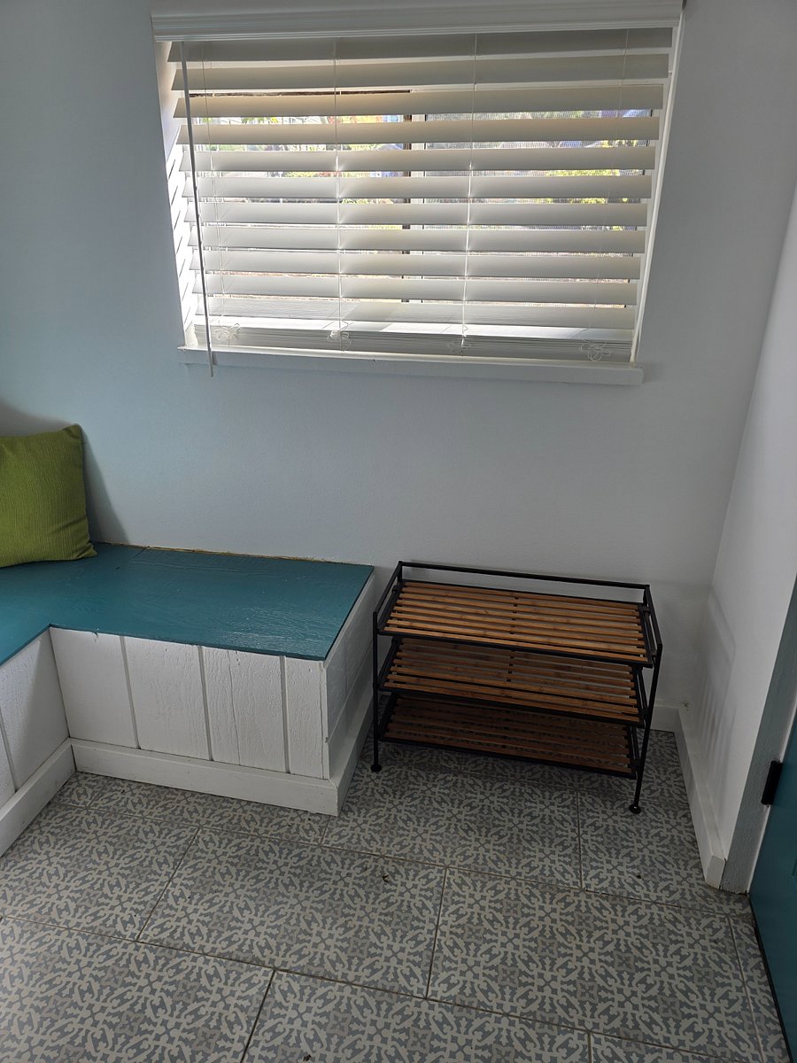 Mud room