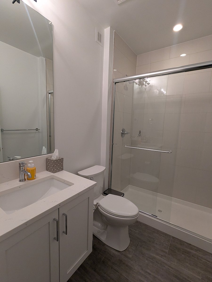 Private Bathroom 1 (lower level)