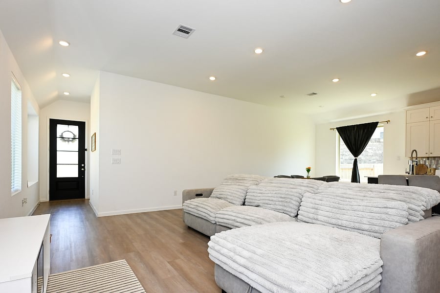 Furnished Finder property 907941_1 photo 7