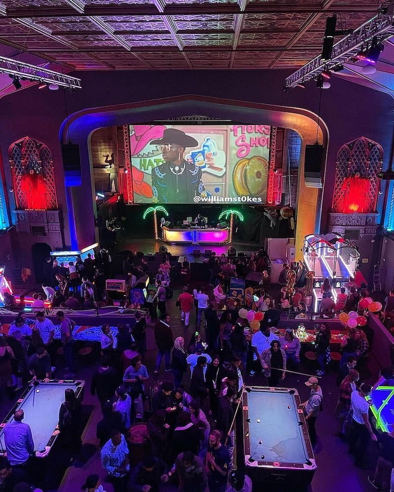 Arcade bars...