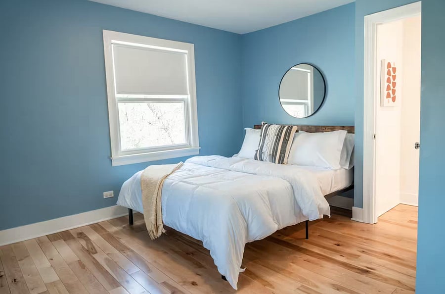 Upper level bedroom with queen bed