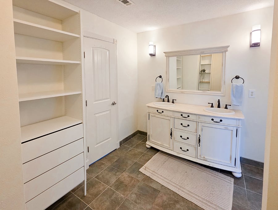 Master bathroom Sinks