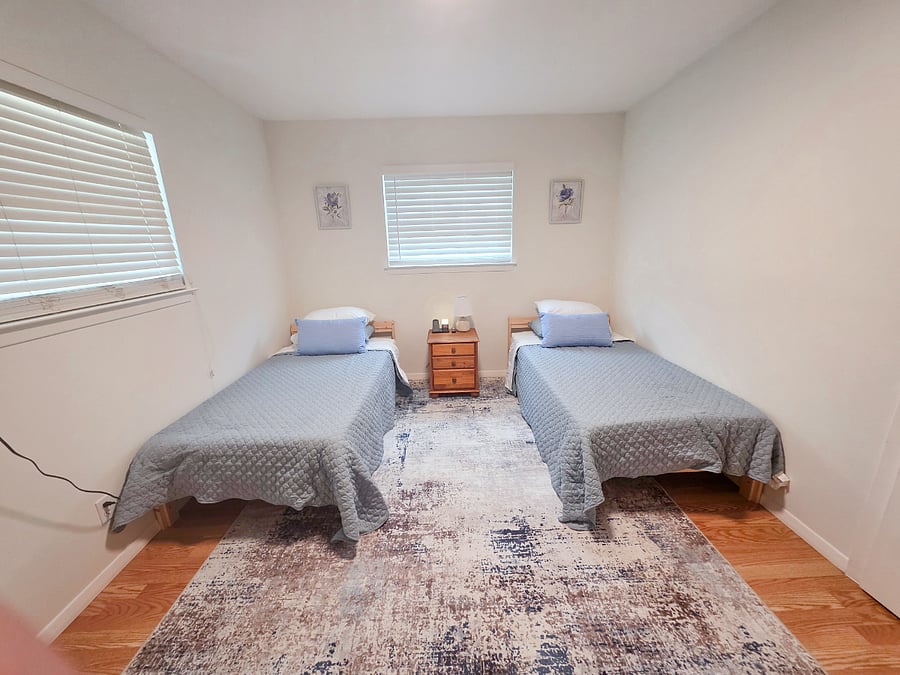Third Bedroom 2 twins