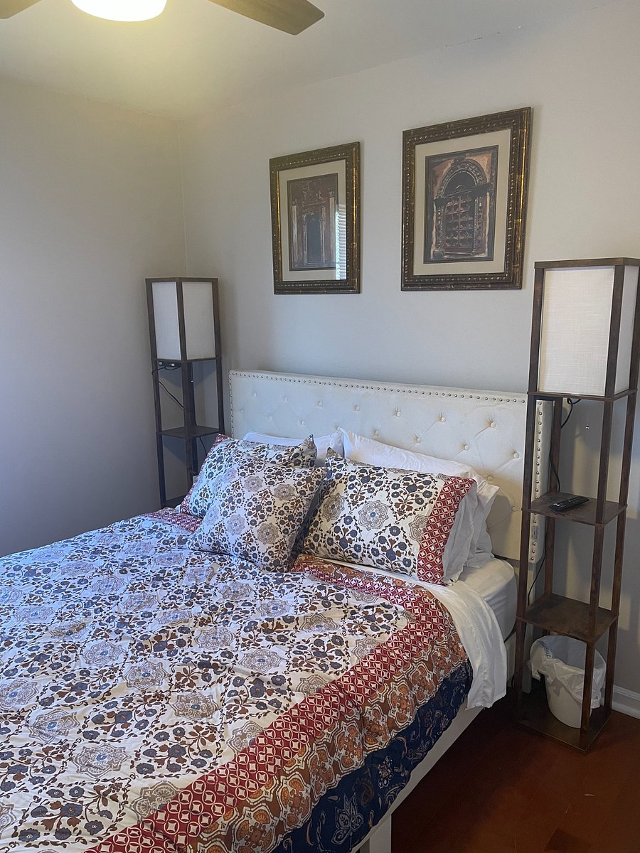 Bedspread will be royal blue