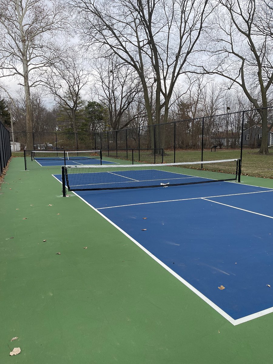 Herrlinger Park Pickleball courts