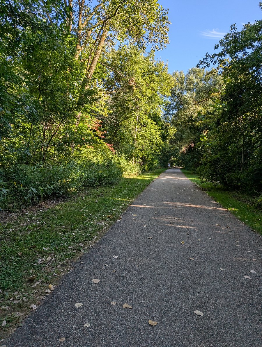 Oak Leaf trail