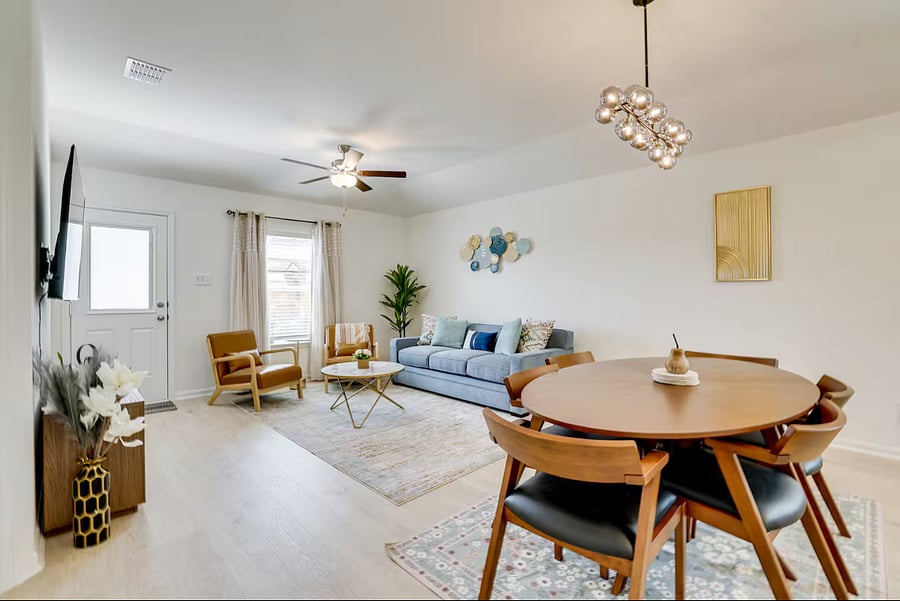 Dining, Coffee table, Smart TV