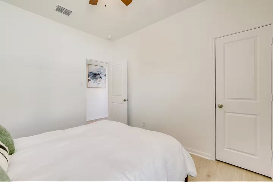 Queen Bed