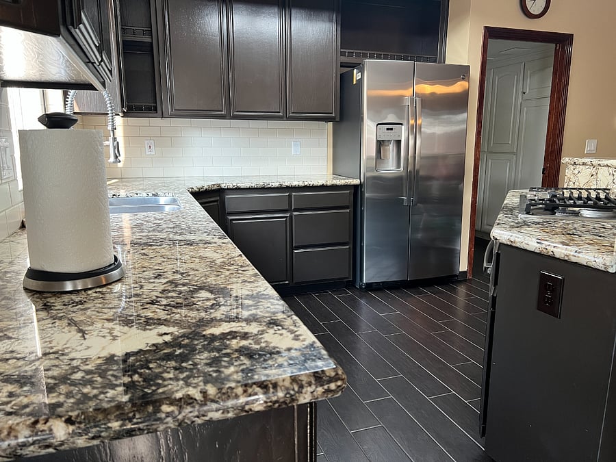 Kitchen - granite countertops, stainless steel appliance