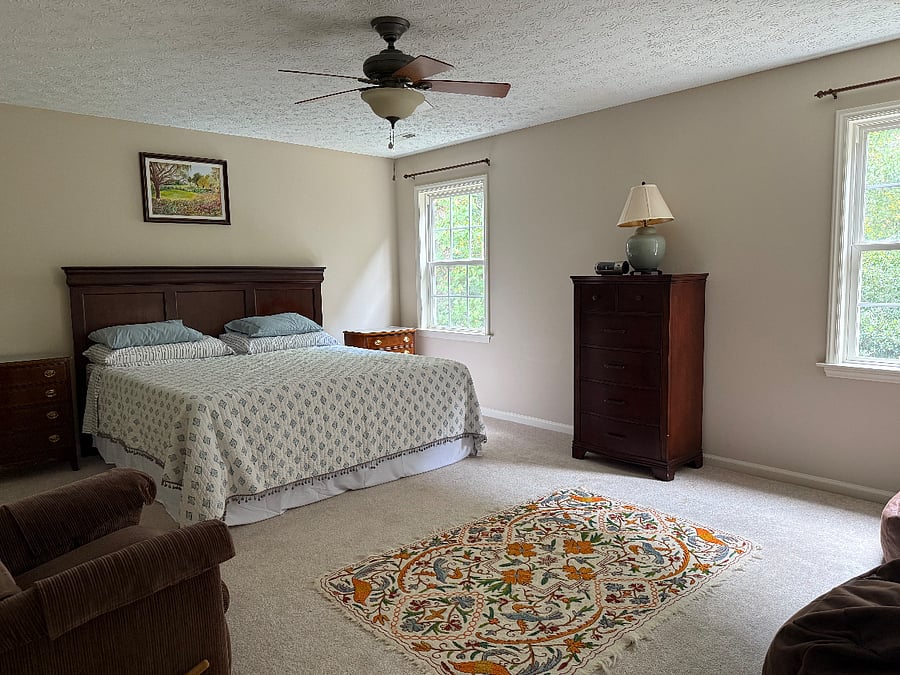 Large BDR 2 Upstairs