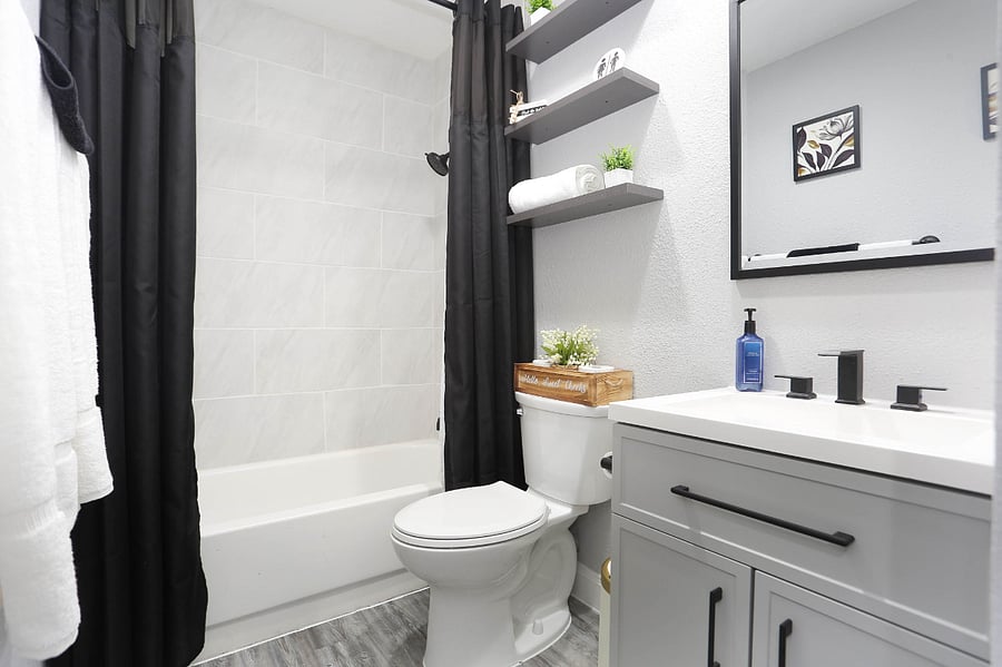 Guest Bathroom
