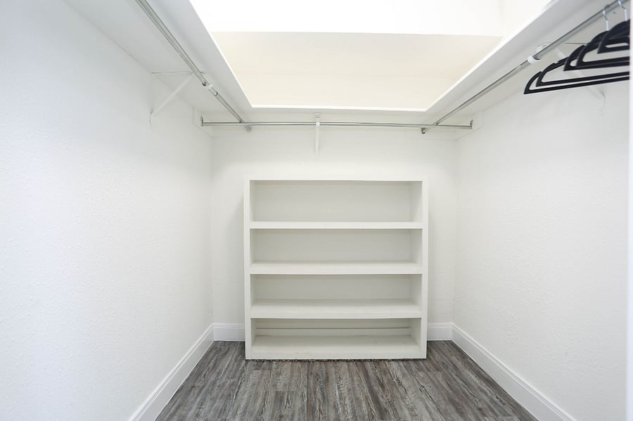 Master Closet 