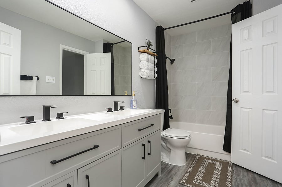 Master Bath