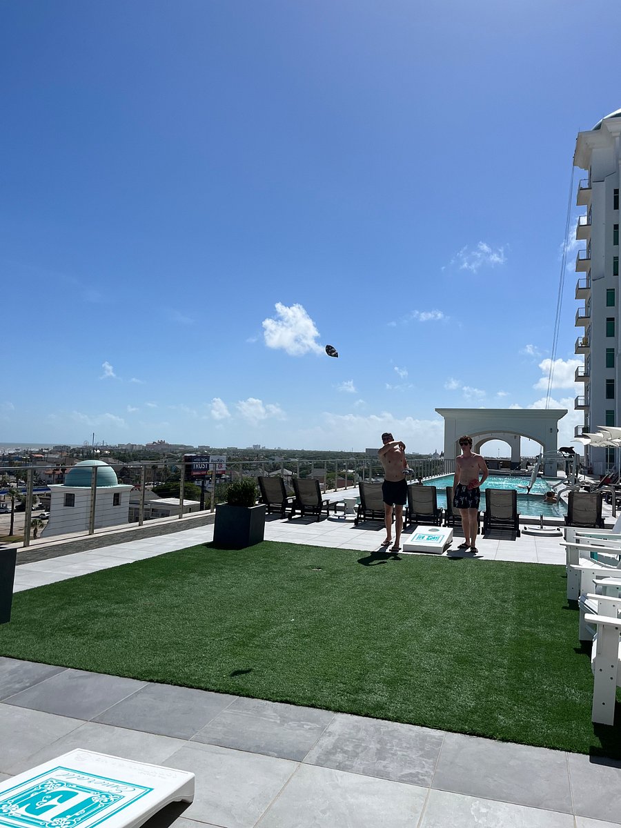Fun games on the pool deck