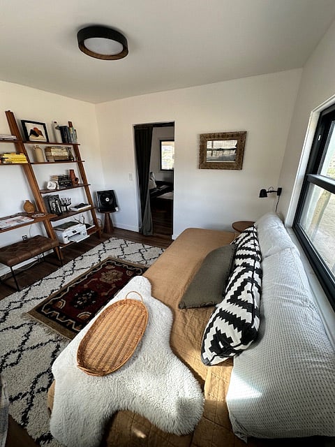 Second smaller bedroom