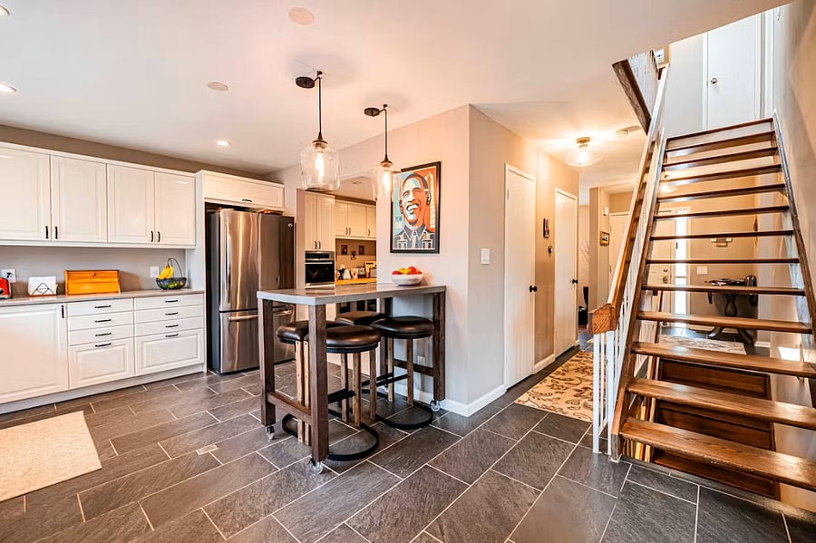Huge kitchen with eat-in bar