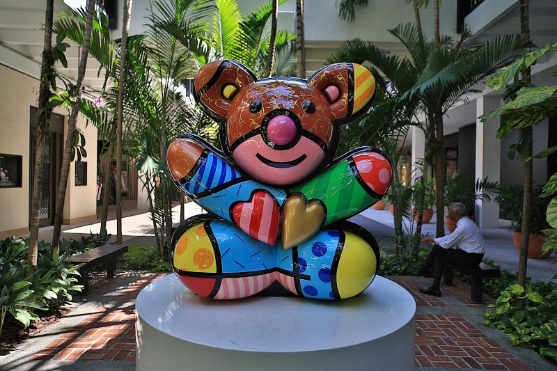 Discover the colorful Romero Britto Bear sculpture at the renowned Bal Harbour Shopsjust minutes from your apartmentadding an artistic touch to your luxury shopping and dining experience.