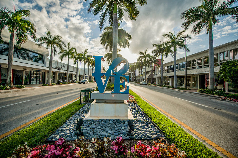 Located just steps from the famous Love sculpture on Kane Concourse, this apartment is surrounded by top restaurants, cozy cafs, and boutique retail storesperfect for exploring the vibrant Bay Harbor Islands neighborhood.