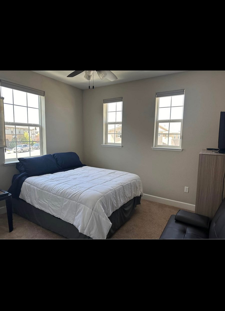 Furnished Finder property 909198_1 photo 9