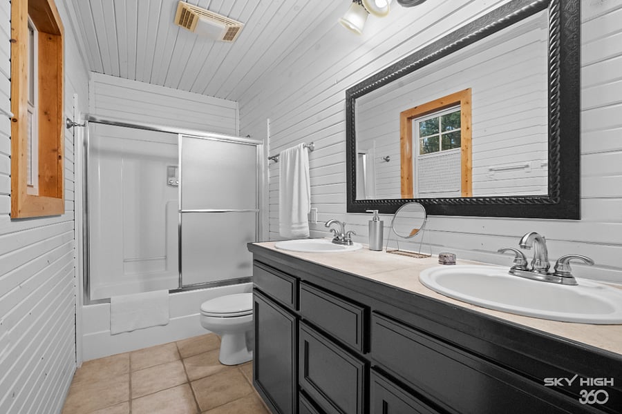Master bathroom