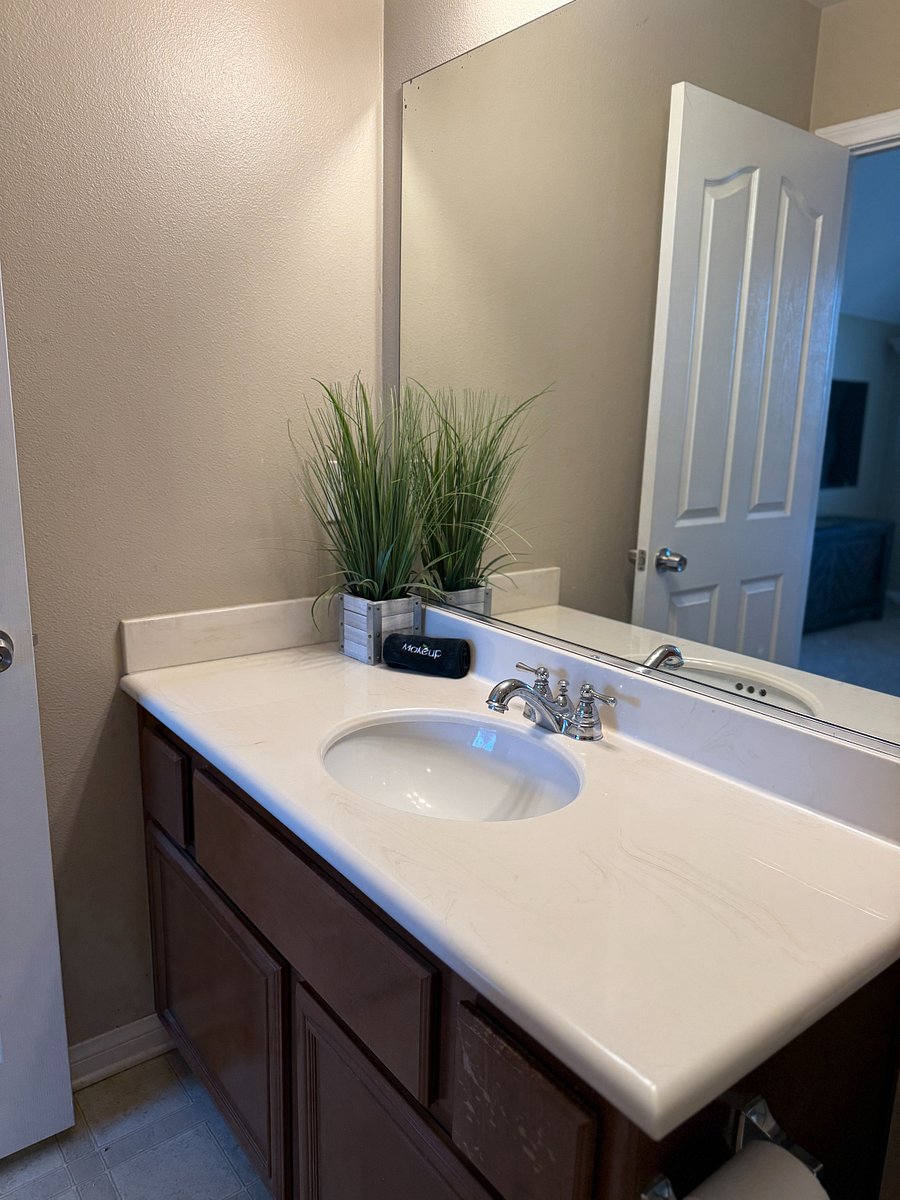 Furnished Finder property 909302_1 photo 7