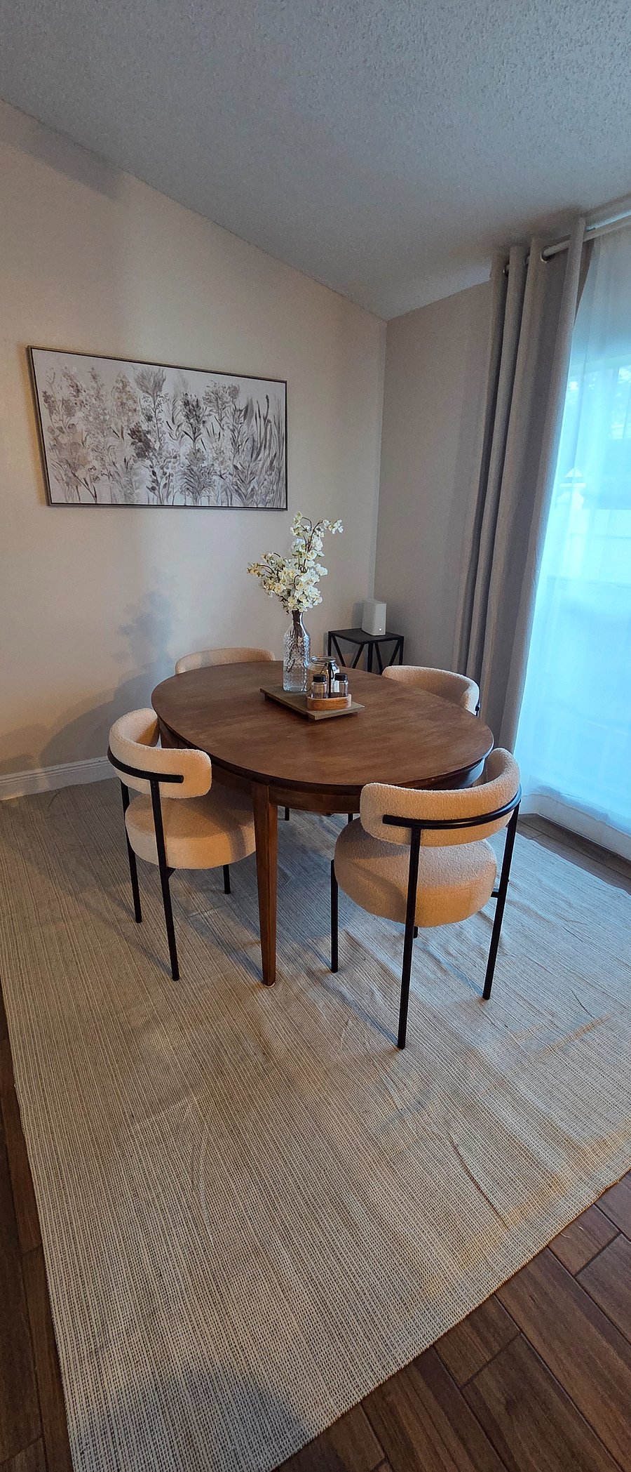 Furnished Finder property 909321_1 photo 9