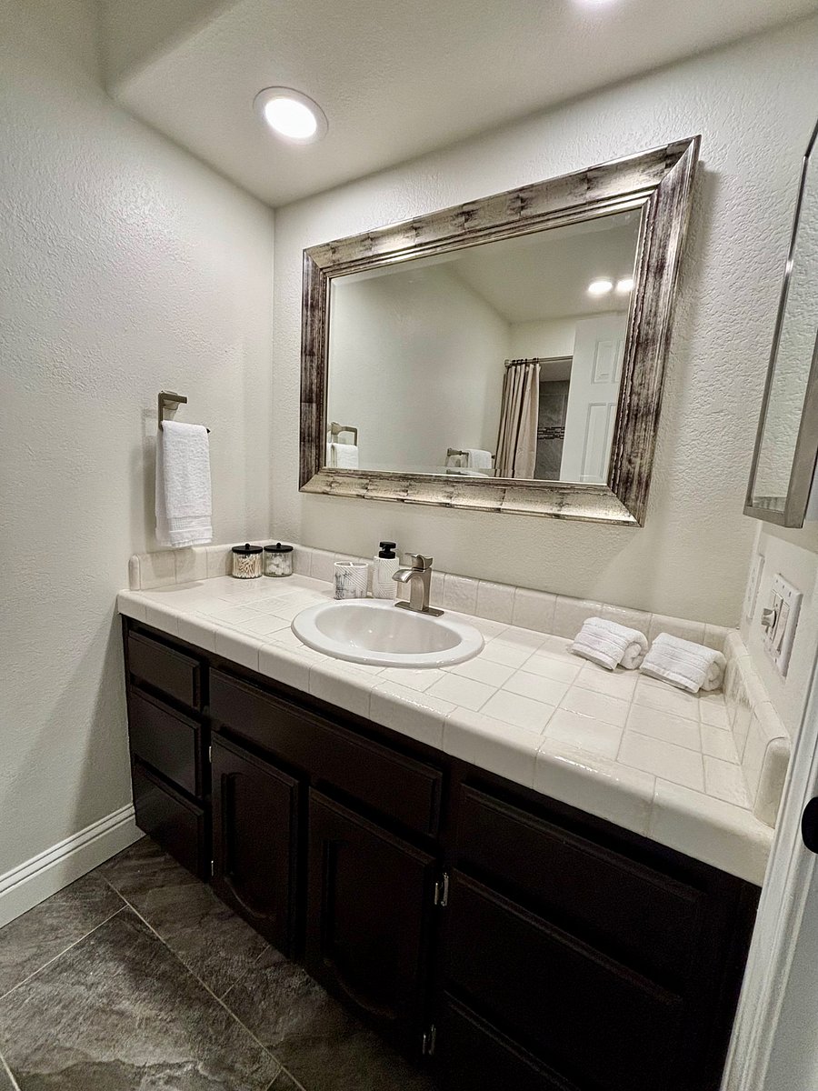 Furnished Finder property 909349_1 photo 16
