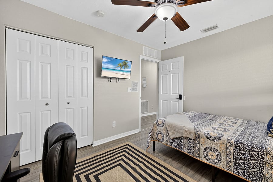 Private Furnished bedroom 5
