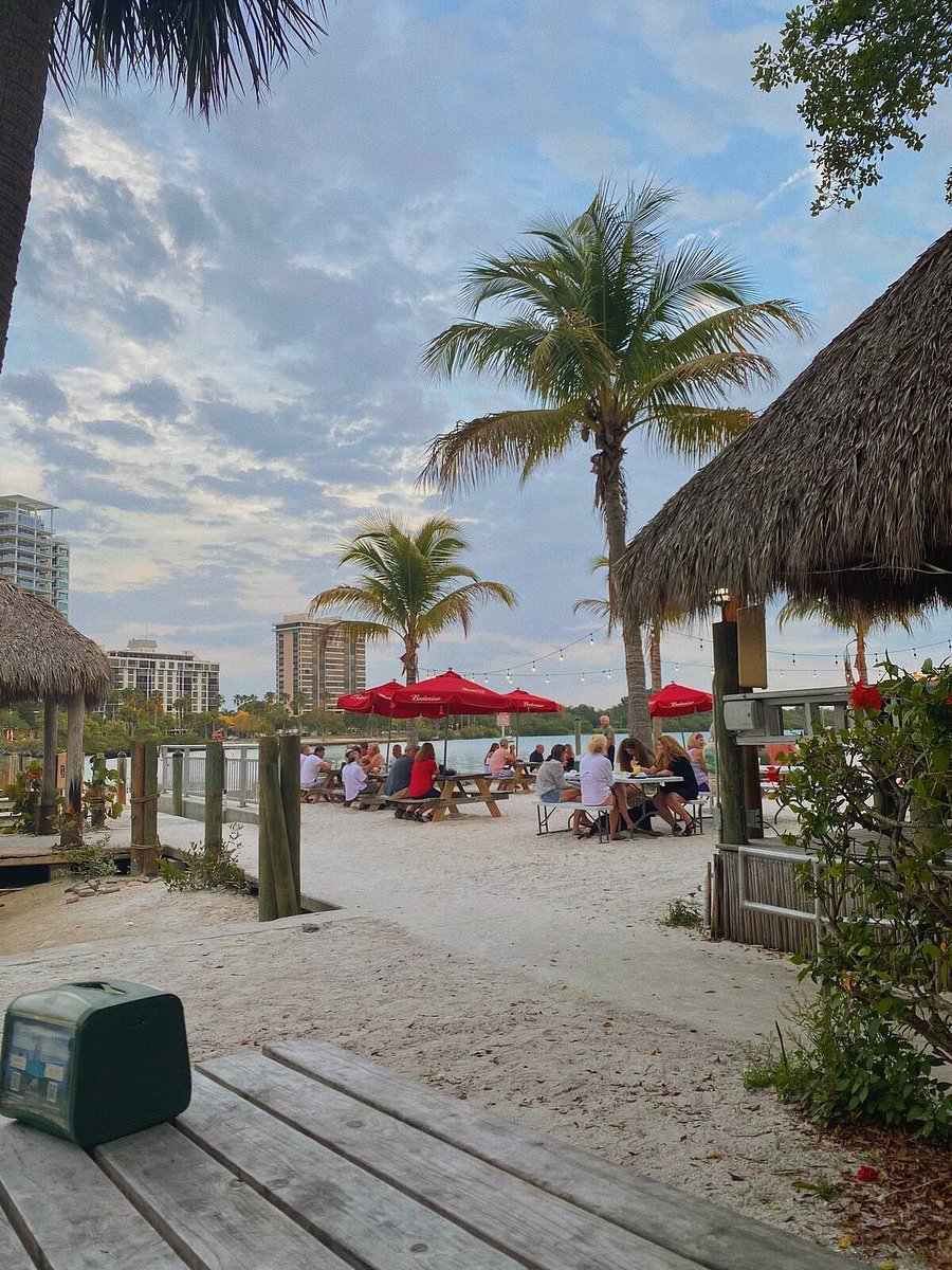 Marina Cantina area