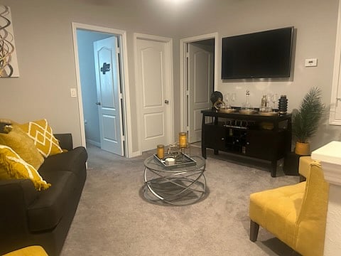 Furnished Finder property 909400_1 photo 3