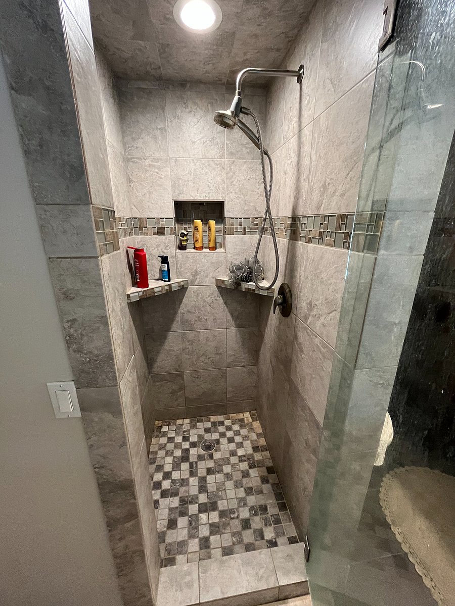 Master bath shower
