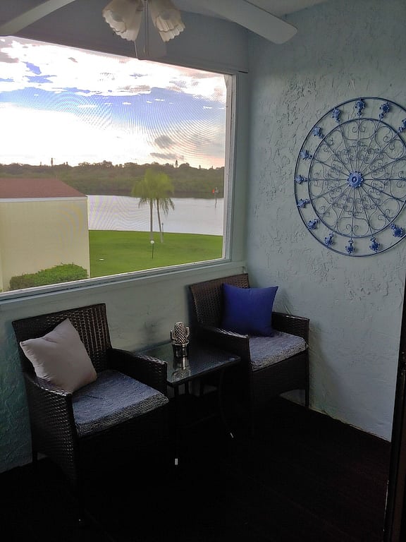 Master Lani overlooking the intracoastal!