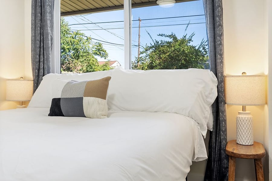 Queen Bed