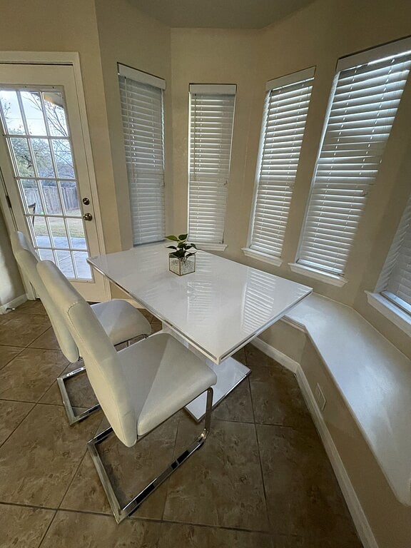 Furnished Finder property 909541_1 photo 4