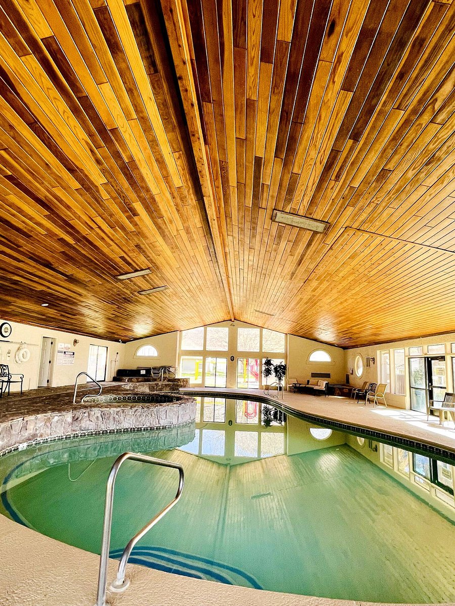 Year-round, very well maintained indoor pool for all-weather enjoyment.