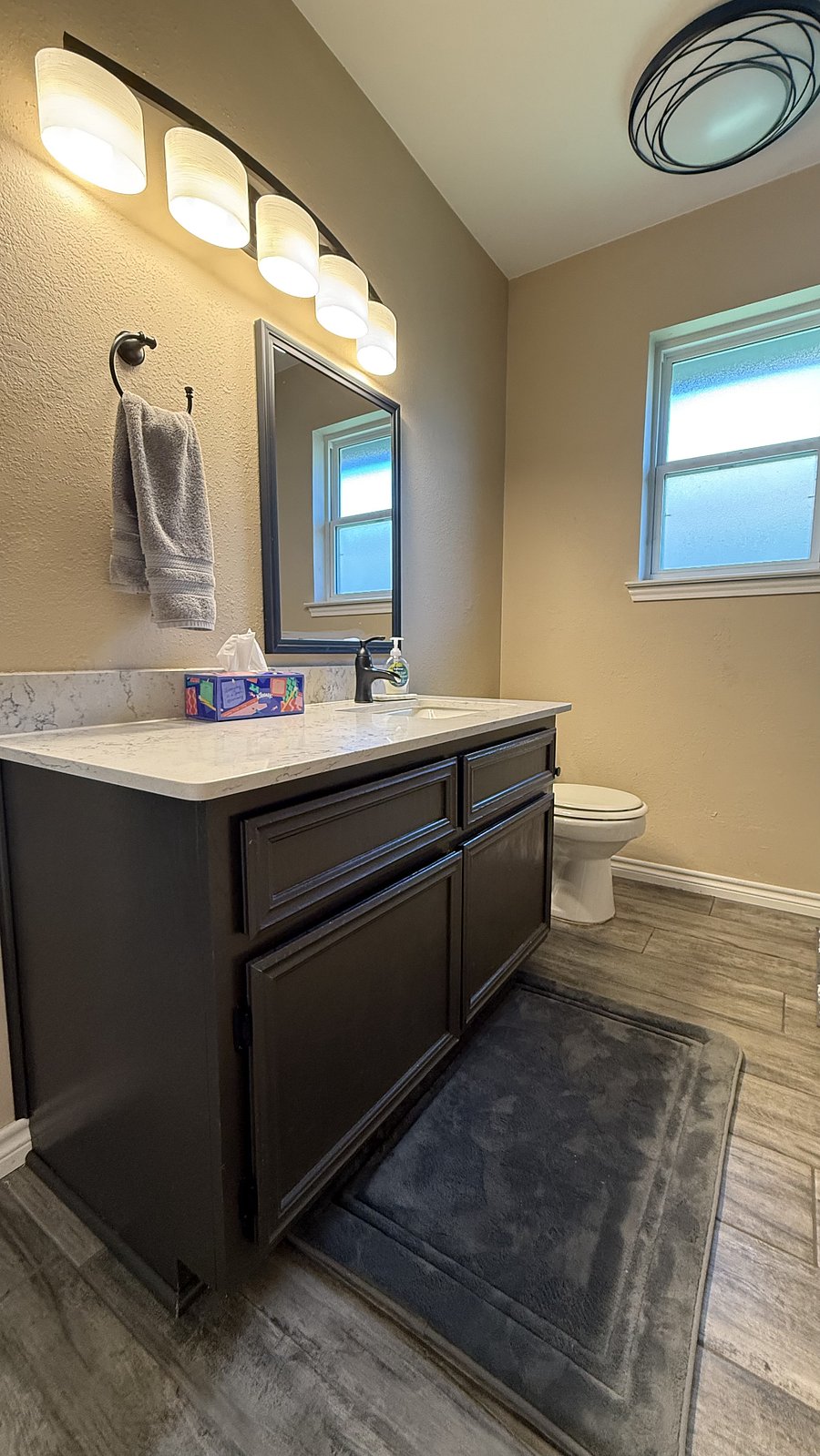 Master Suite - Vanity