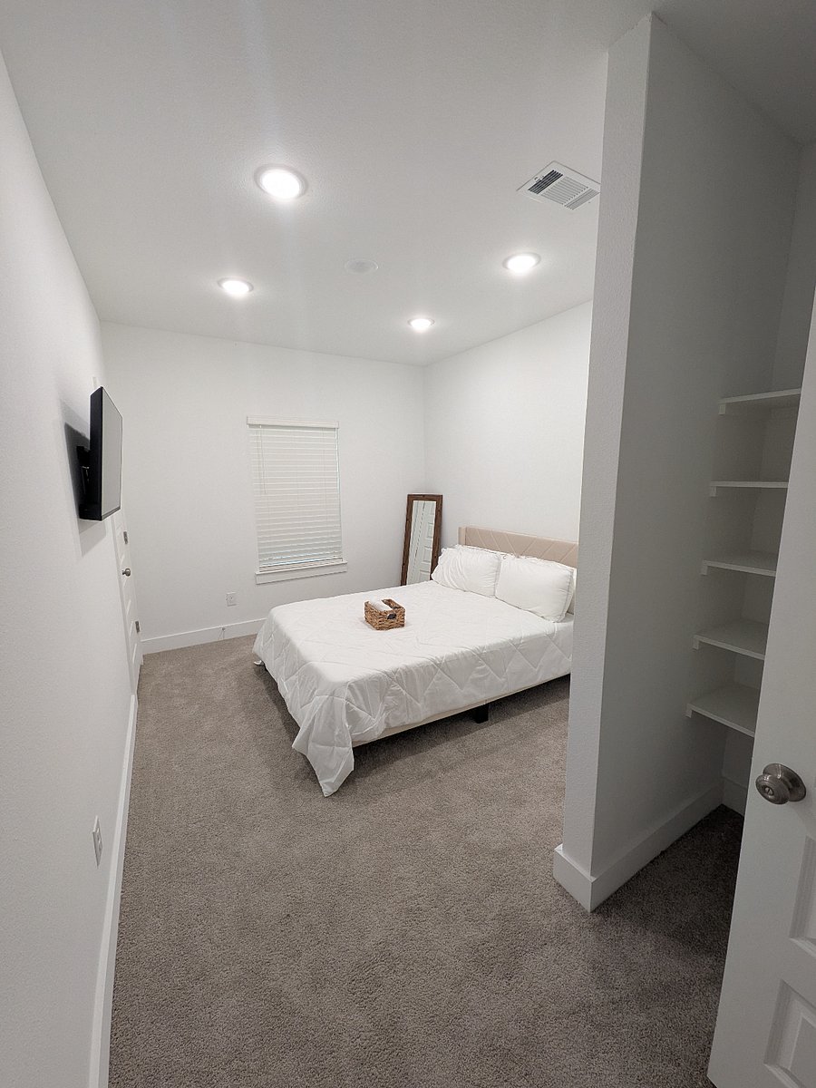 Furnished Finder property 909939_1 photo 9