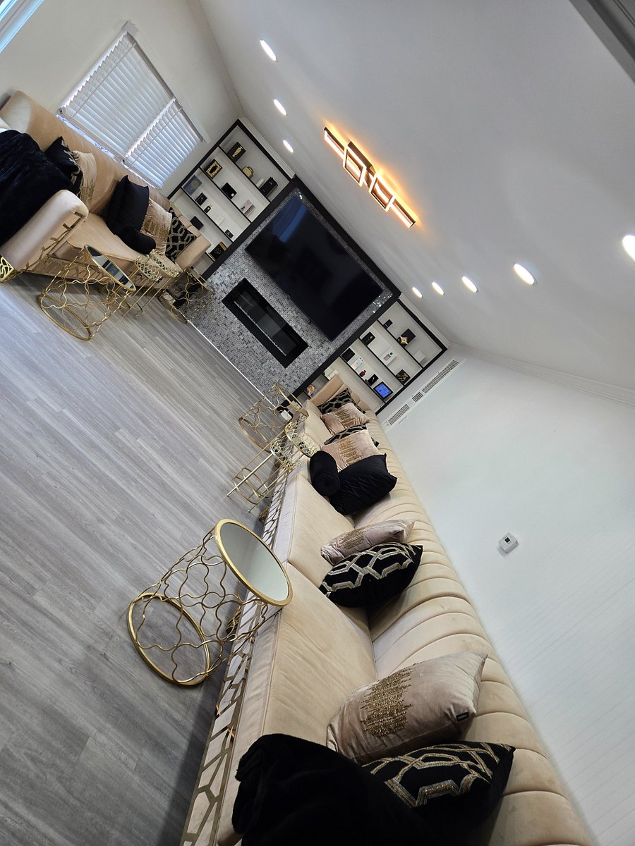 Entertainment Room