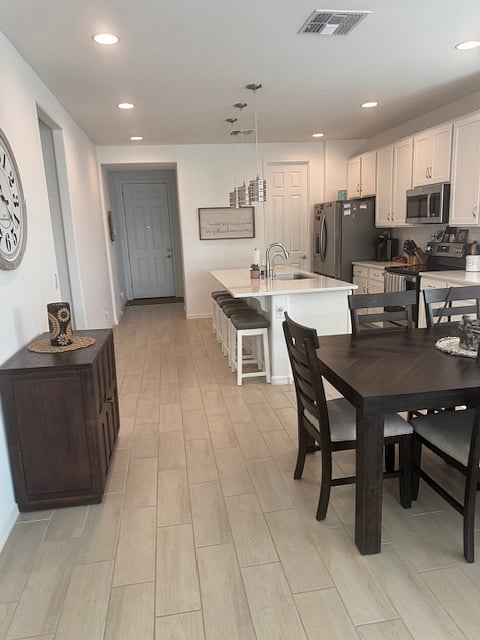 Furnished Finder property 909983_1 photo 3