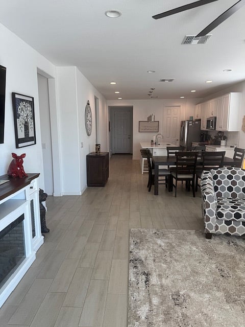 Furnished Finder property 909983_2 photo 4