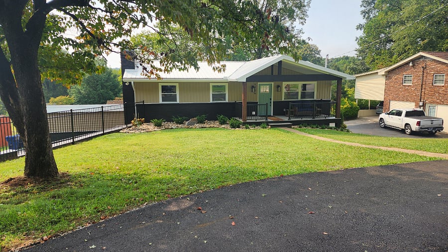 South Forest - River House