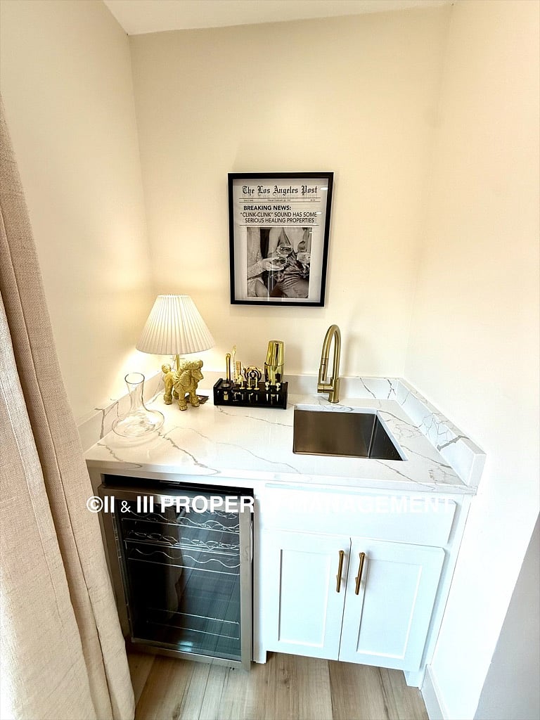 Furnished Finder property 910125_1 photo 11