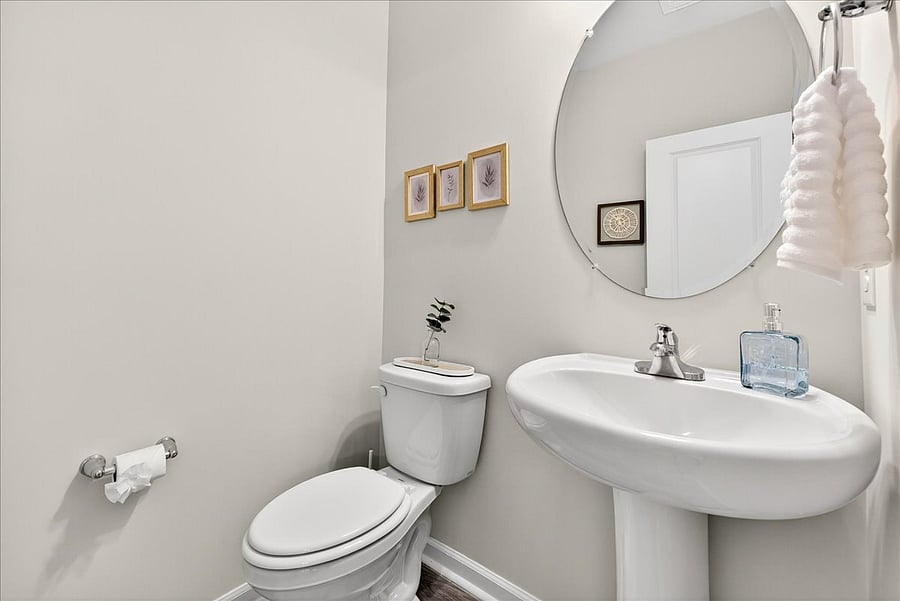 1/2 Bath on main