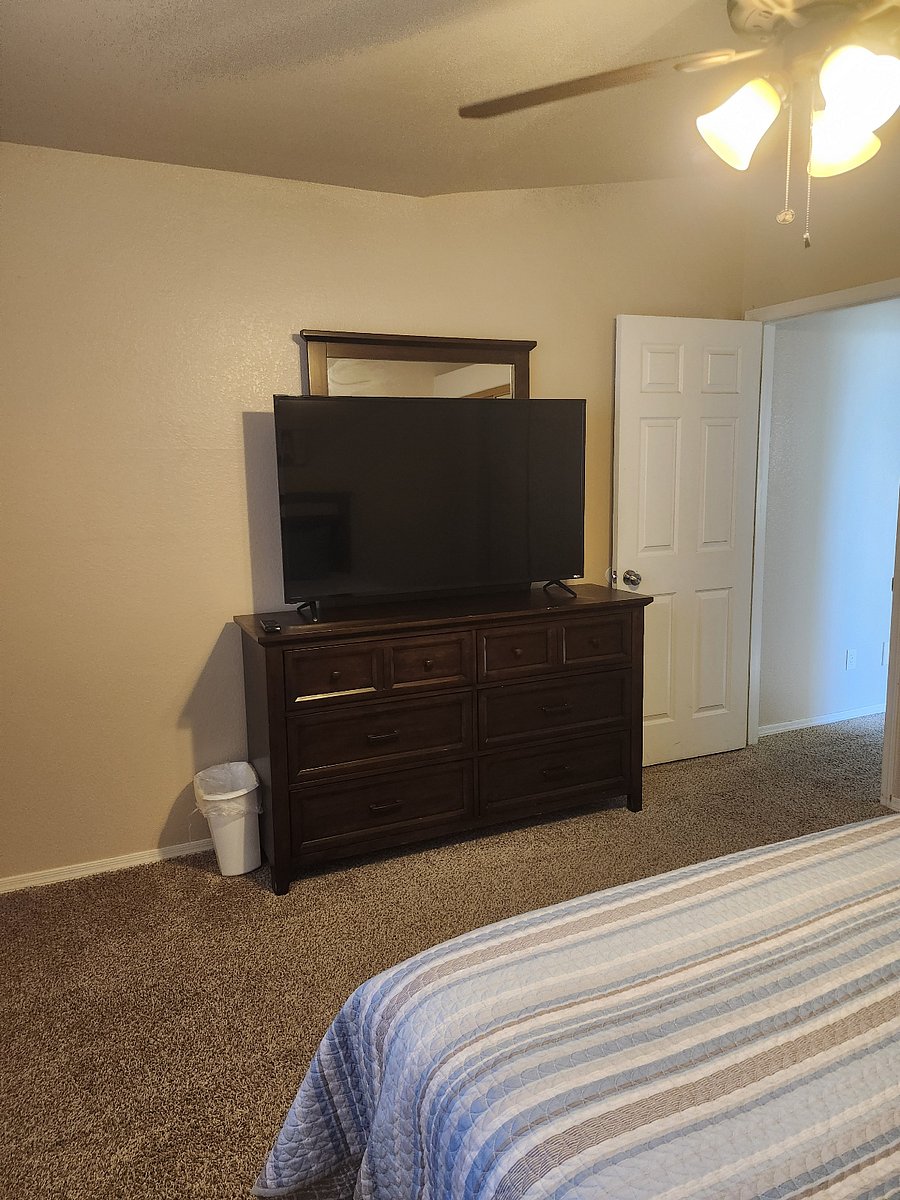 Furnished Finder property 910202_1 photo 5