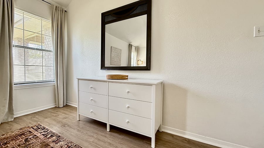 Master Suite - Dresser