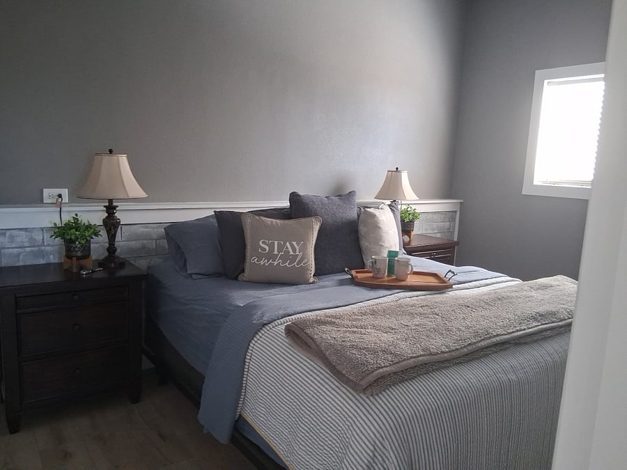 Yes, thats a king size bed